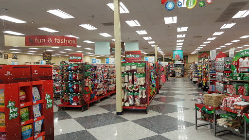 Pet Supply Store «Petco Animal Supplies», reviews and photos, 2365 NW Kings Blvd, Corvallis, OR 97330, USA