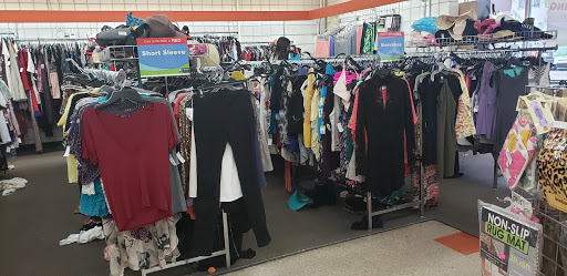 Non-Profit Organization «Goodwill - Canoga Park», reviews and photos, 7107 Owensmouth Ave, Canoga Park, CA 91303, USA