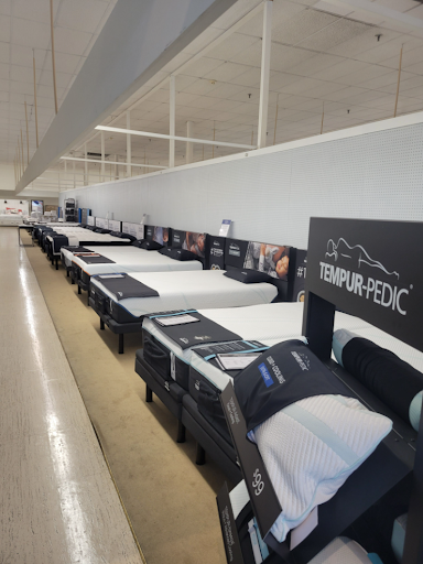 Furniture Store «Value City Furniture», reviews and photos, 3801 William Penn Hwy, Monroeville, PA 15146, USA