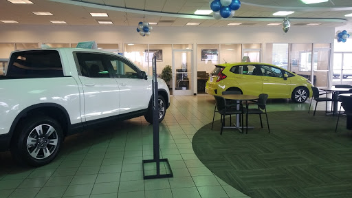 Honda Dealer «Norm Reeves Honda Superstore Irvine», reviews and photos, 16 Auto Center Dr, Irvine, CA 92618, USA