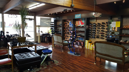Shoe Store «Wide Shoes Only», reviews and photos, 203 Airport Way, Renton, WA 98057, USA