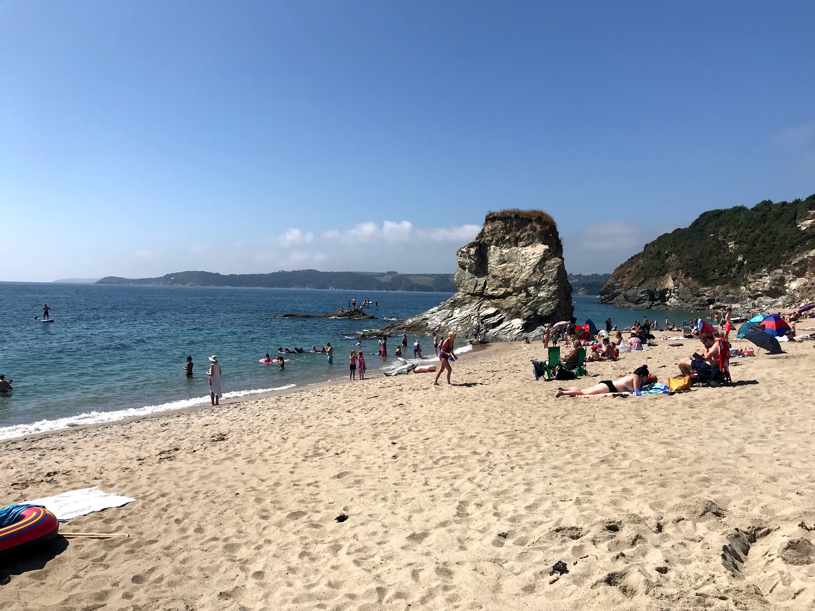 Φωτογραφία του Carlyon beach με επίπεδο καθαριότητας πολύ καθαρό