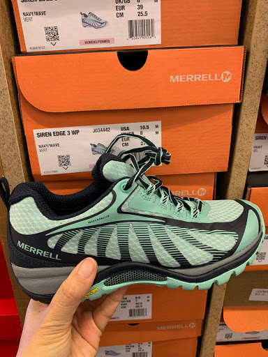 Shoe Store «DSW Designer Shoe Warehouse», reviews and photos, 7896 Dublin Blvd, Dublin, CA 94568, USA