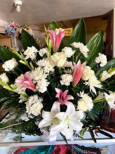 Florist «Genesis Flower And Gift Shop», reviews and photos, 1801 N Garey Ave, Pomona, CA 91767, USA
