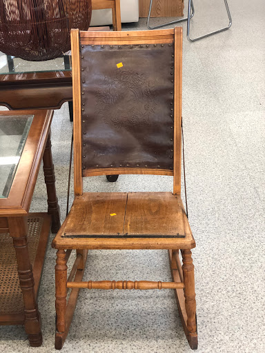 Thrift Store «Gulfside Hospice Thrift Shoppe», reviews and photos, 36524 FL-54, Zephyrhills, FL 33542, USA