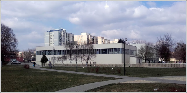 Nyíregyházi Móra Ferenc Általános iskola - Iskola