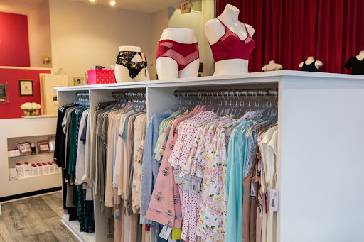 Lingerie Store «I C London», reviews and photos, 4310 Sharon Rd T13, Charlotte, NC 28211, USA