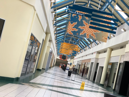 Shopping Mall «The Mall at The Source», reviews and photos, 1504 Old Country Rd, Westbury, NY 11590, USA