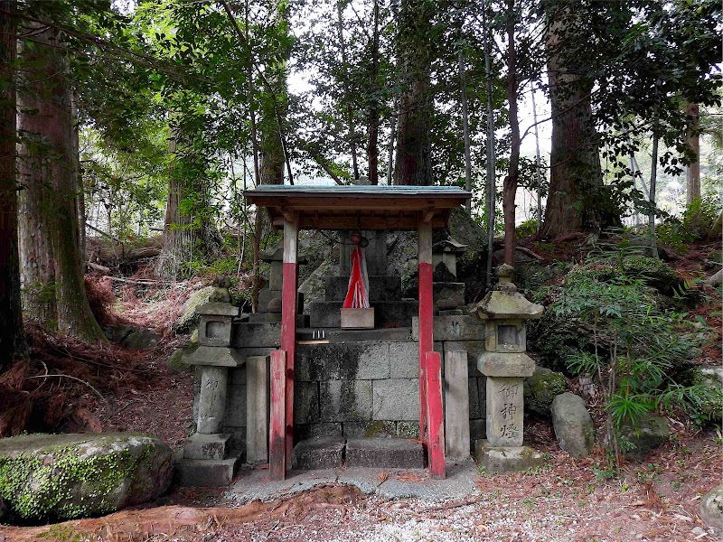 開山神社