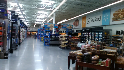 Discount Store «Walmart», reviews and photos, 2140 Bloomingdale Ave, Valrico, FL 33596, USA