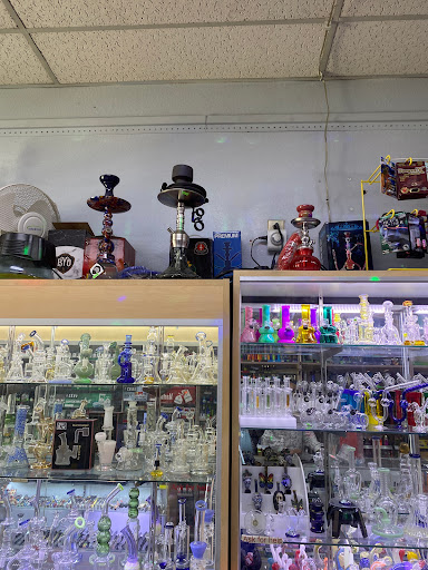 Tobacco Shop «Fontana Smoke Shop», reviews and photos, 9810 Sierra Ave A2, Fontana, CA 92335, USA