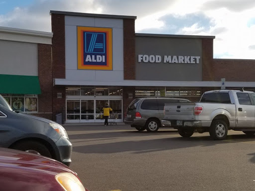 Grocery Store «ALDI», reviews and photos, 1128 S Main St, Englewood, OH 45322, USA