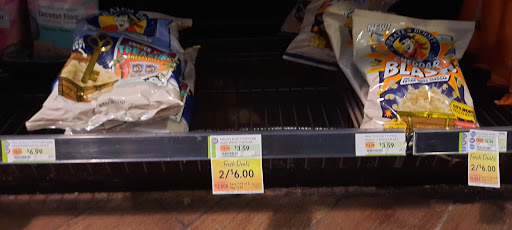 Grocery Store «The Fresh Market», reviews and photos, 11 Essington Dr, Hingham, MA 02043, USA