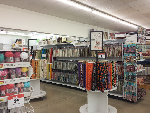 Fabric Store «Jo-Ann Fabrics and Crafts», reviews and photos, 2108 W 27th St g, Lawrence, KS 66047, USA