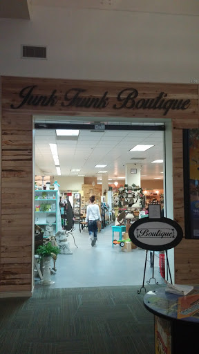 Shopping Mall «Salem Center», reviews and photos, 401 Center St NE, Salem, OR 97301, USA