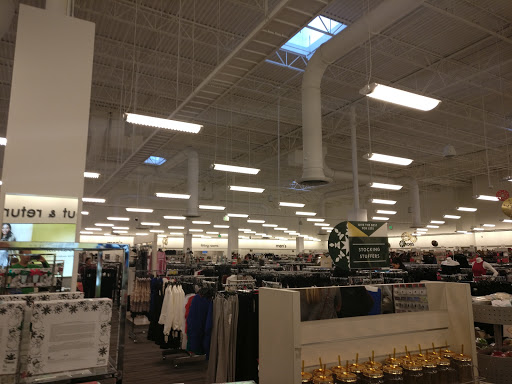 Department Store «Nordstrom Rack Tempe Marketplace», reviews and photos, 1900 E Rio Salado Pkwy, Tempe, AZ 85281, USA
