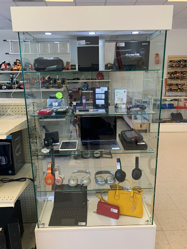 Pawn Shop «Royal Pawn», reviews and photos, 8502 FM 1960 #500, Humble, TX 77346, USA