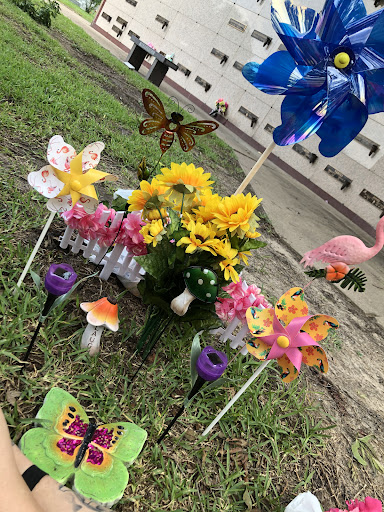 Funeral Home «Forest Park Lawndale Funeral Home», reviews and photos, 6900 Lawndale St, Houston, TX 77023, USA