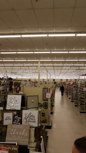 Craft Store «Hobby Lobby», reviews and photos, 11 W 39th St, Kearney, NE 68847, USA