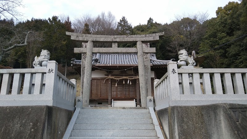 松谷神社