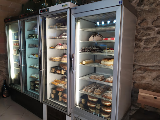 Pastelería Can Berta en Palau-saverdera, Girona