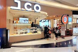 J.Co Donuts & Coffee BM image