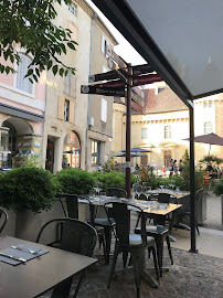 Atmosphère du Restaurant le Café du Château à Aubenas - n°4