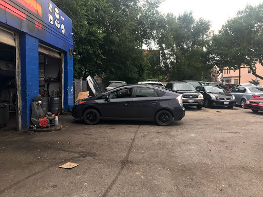Auto Repair Shop «Stay On Auto Repair & Tires», reviews and photos, 1152 W 31st St, Chicago, IL 60608, USA