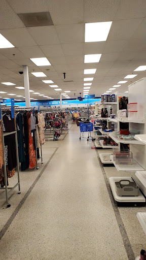 Clothing Store «Ross Dress for Less», reviews and photos, 5220 Jimmy Lee Smith Pkwy, Hiram, GA 30141, USA