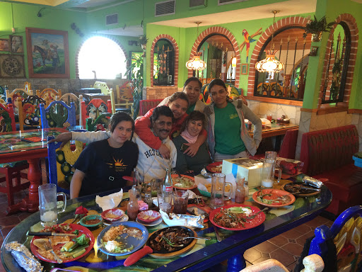 Cleaning Service «Shining Cleaning Service & Painting», reviews and photos, 1710 Allied St #24, Charlottesville, VA 22903, USA