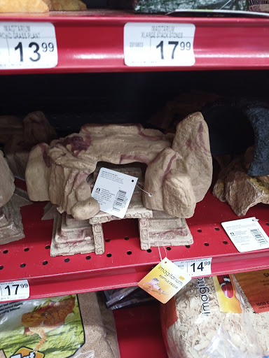 Pet Supply Store «Petco Animal Supplies», reviews and photos, 848 N Colony Rd c, Wallingford, CT 06492, USA