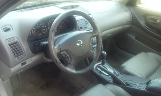 Car Dealer «C & L Auto Sales», reviews and photos, 715 Warwick Ave, Warwick, RI 02888, USA