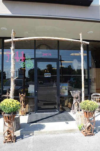 Florist «Muscle Shoals Florist», reviews and photos, 2415 Rosedale St, Muscle Shoals, AL 35661, USA