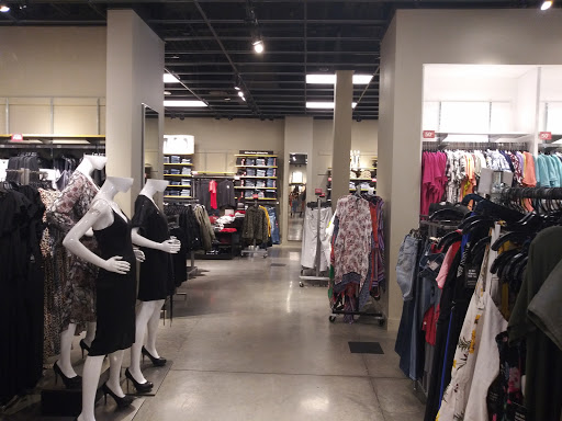 Outlet Mall «Tanger Outlet Westgate», reviews and photos, 6800 N 95th Ave, Glendale, AZ 85305, USA