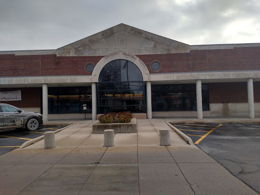 Post Office «United States Postal Service», reviews and photos, 325 S Michigan Ave, Howell, MI 48843, USA