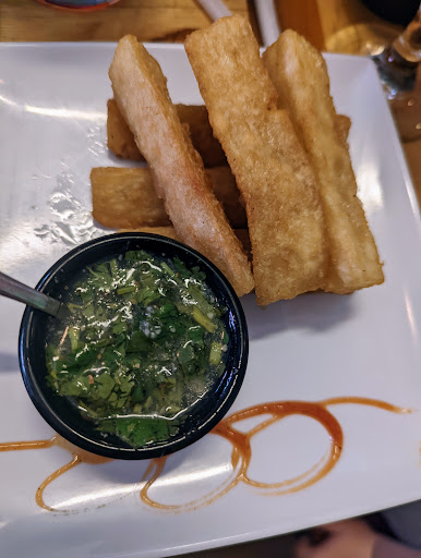 Latin American Restaurant «De La Vega Restaurante y Galeria», reviews and photos, 128 N Woodland Blvd, DeLand, FL 32720, USA