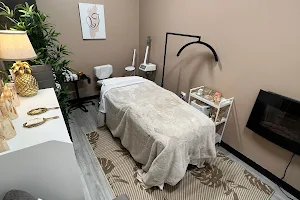Her Spa Room image