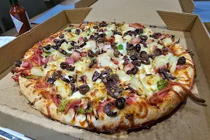 Sampes Pizza image