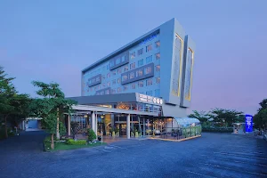 ASTON Banyuwangi Hotel & Conference Center image