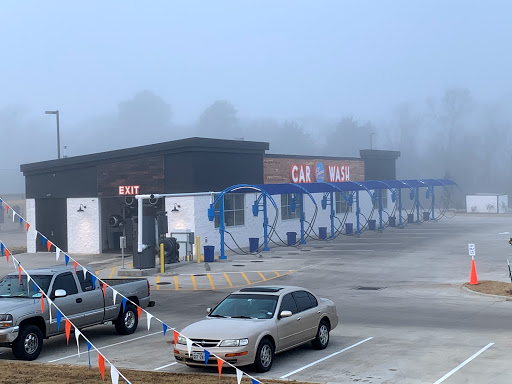Gleaux Car Wash en Tyler