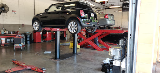 Tire Shop «Firestone Complete Auto Care», reviews and photos, 7727 University Blvd, Winter Park, FL 32792, USA