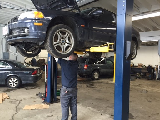 Auto Repair Shop «Precision Auto Repair and Sales», reviews and photos, 12 South Blvd, West Springfield, MA 01089, USA