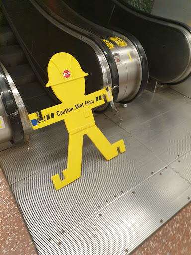 Shopping Mall «Atrium», reviews and photos, 100 W Randolph St, Chicago, IL 60601, USA