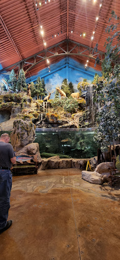 Sporting Goods Store «Bass Pro Shops», reviews and photos, 1000 Bass Pro Dr NW, Altoona, IA 50009, USA