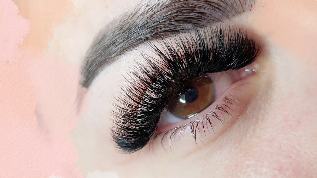 Lash Dolls Milwaukee & Accredited Training Academy 53202