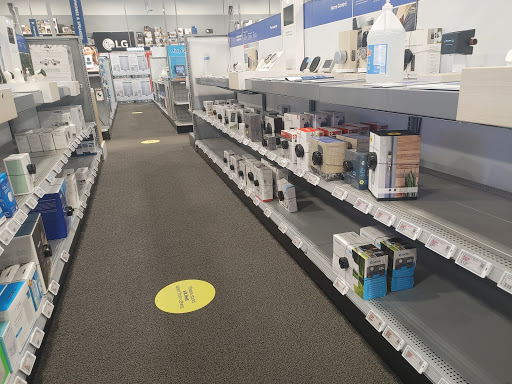 Electronics Store «Best Buy», reviews and photos, 6156 20th St, Vero Beach, FL 32966, USA