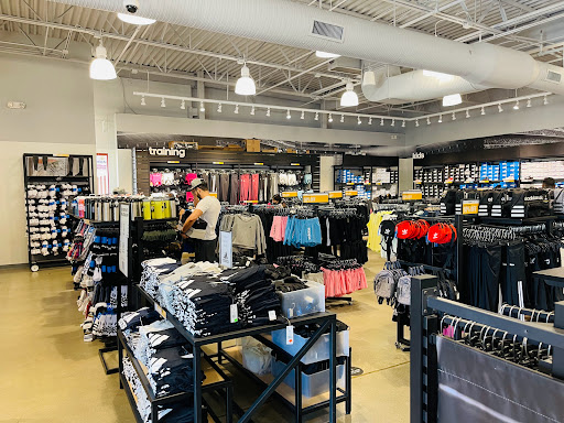 Sporting Goods Store «Adidas Outlet Store Leesburg», reviews and photos, 241 Fort Evans Rd NE #897, Leesburg, VA 20176, USA