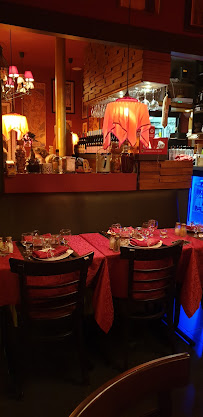Atmosphère du Restaurant français La Brouette de Grand Mère à Cannes - n°5