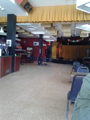 American Restaurant «The House Café», reviews and photos, 263 E Lincoln Hwy, DeKalb, IL 60115, USA