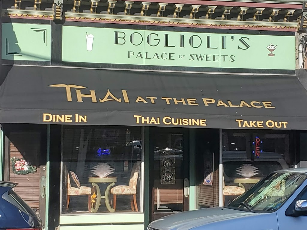 Thai at the Palace 07823